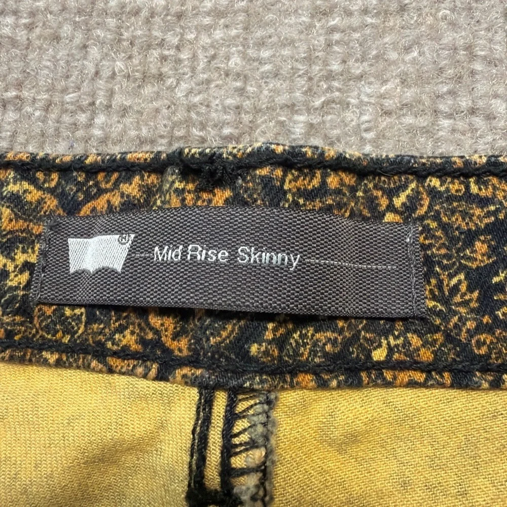 Levi’s Mid Rise Skinny Brocade Tapestry Pants W30 L32 Boho Y2K 2010s 1966